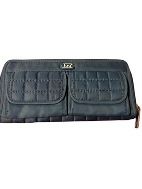 LUG Quilted Zip Wallet 
deep turquoise Blue
Lots of pockets and card slots